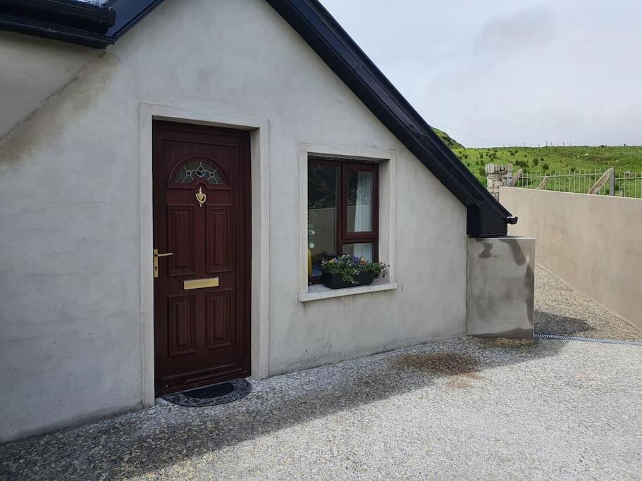 Апартаменты The Loft, Killybegs Донегол Экстерьер фото